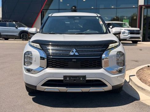 Used 2024 Mitsubishi Outlander SE AWD/4WD image 7