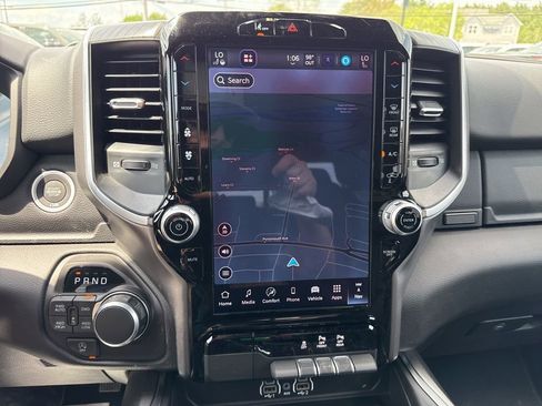 New 2026 RAM 1500 Big Horn AWD/4WD image 16