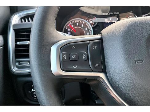Used 2025 RAM 1500 Big Horn AWD/4WD image 11