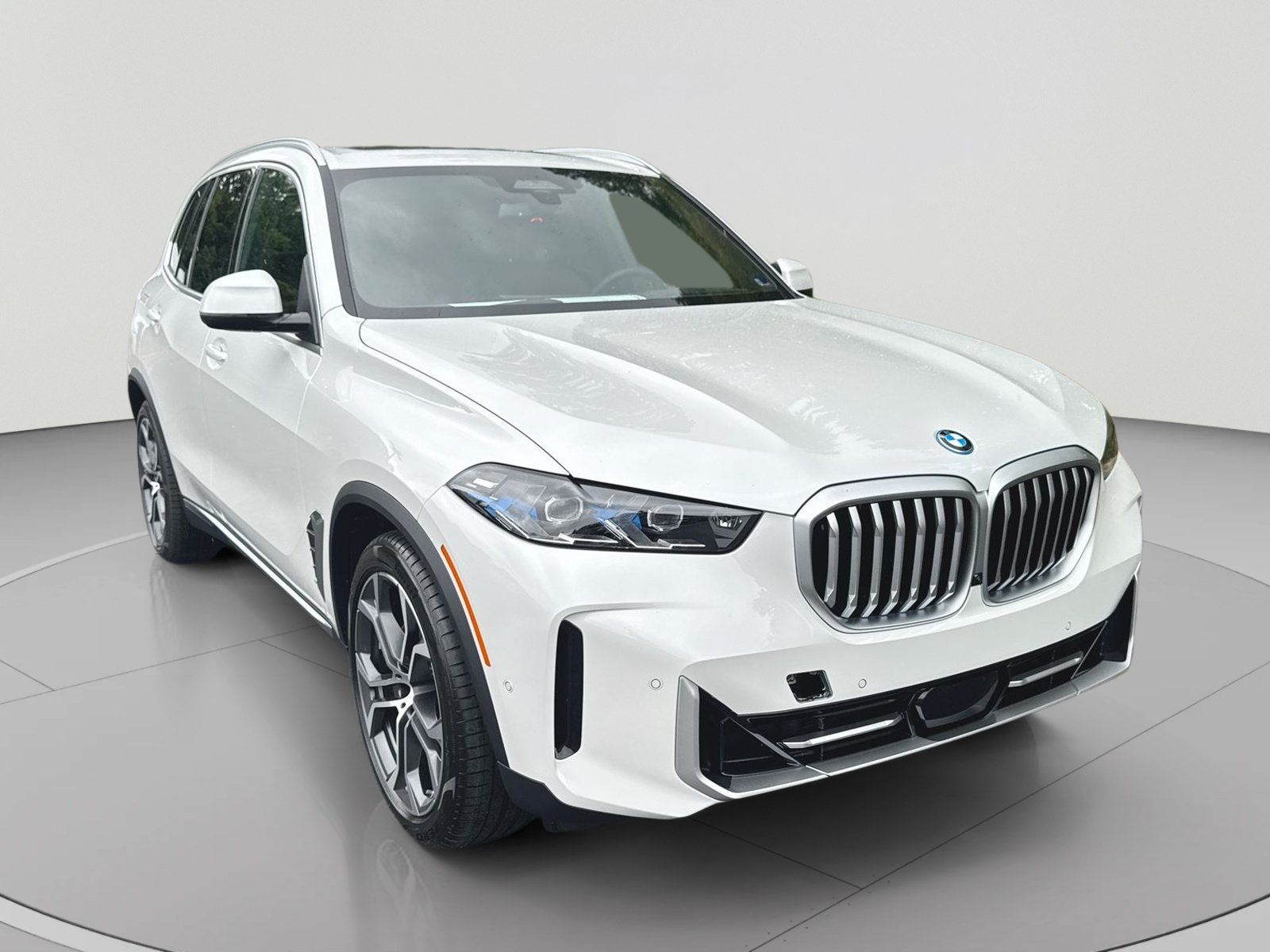 New 2026 BMW X5 xDrive50e AWD/4WD image 1