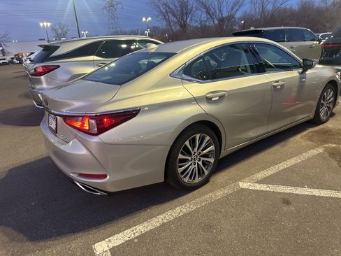 Used 2019 Lexus ES 350 image 20