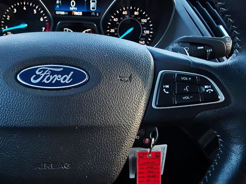 Used 2018 Ford Escape SE w/ SE Sport Appearance Package image 23