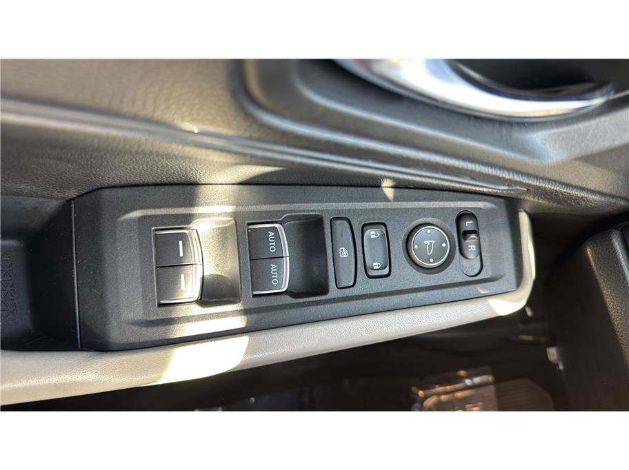 Used 2023 Honda Accord LX image 20
