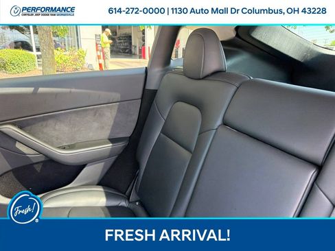 Used 2024 Tesla Model Y Long Range AWD/4WD image 20