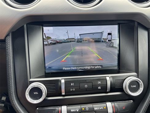 Used 2022 Ford Mustang Premium image 14