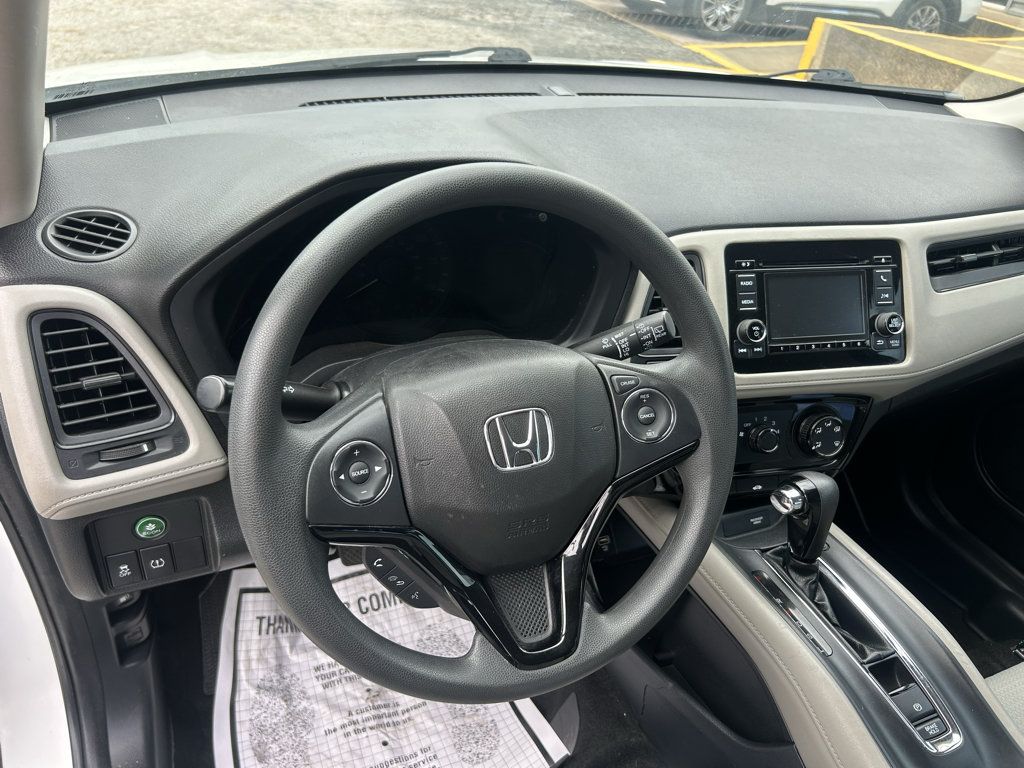 Used 2022 Honda HR-V LX image 19