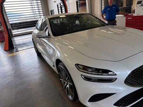 Used 2024 Genesis G70 2.5T AWD/4WD image 4
