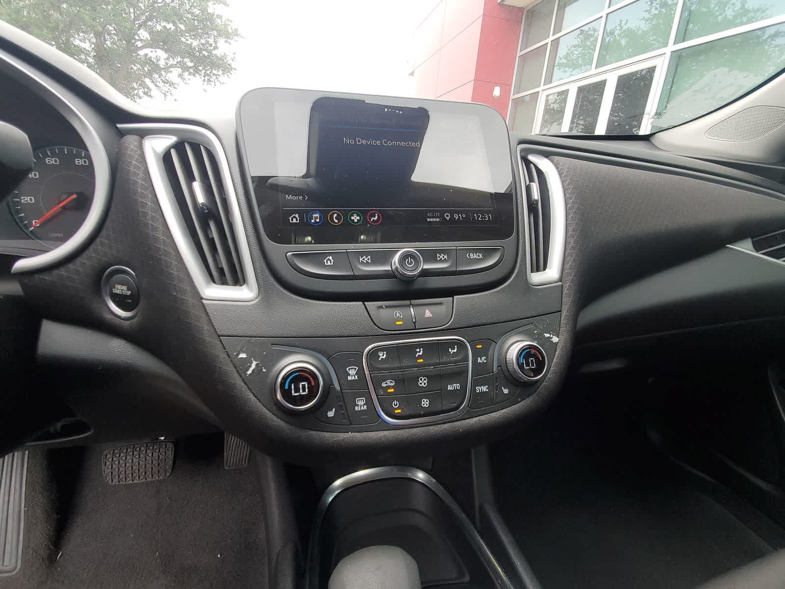 Used 2024 Chevrolet Malibu LT FWD image 15