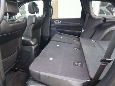 Used 2018 Jeep Grand Cherokee Limited image 45