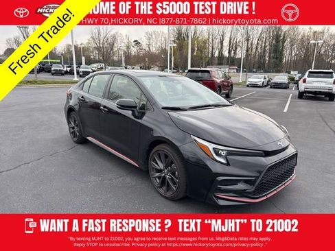 Used 2023 Toyota Corolla SE w/ SE Package image 1