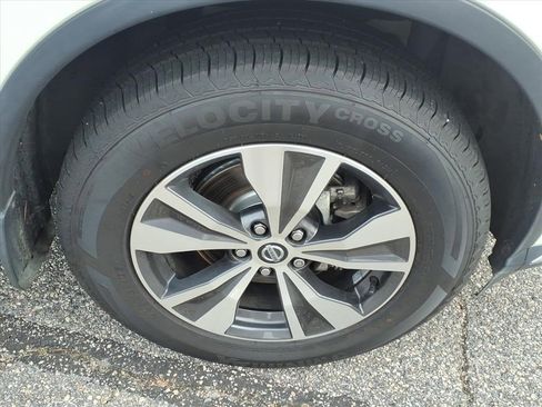 Used 2022 Nissan Murano S image 4