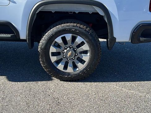 New 2026 Chevrolet Silverado 2500 Custom w/ Custom Value Package image 9