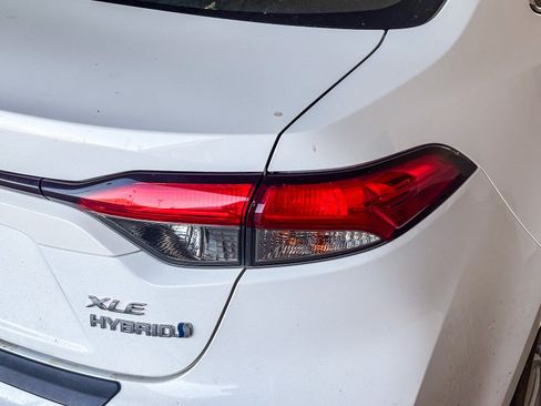 Certified 2023 Toyota Corolla XLE FWD image 8
