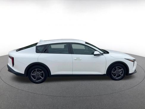Used 2026 Kia K4 FWD image 16