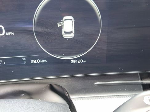 Used 2023 Kia Sportage SX image 32