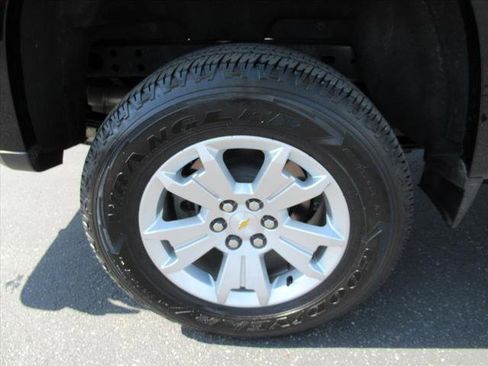 Used 2021 Chevrolet Colorado LT w/ LT Convenience Package image 36