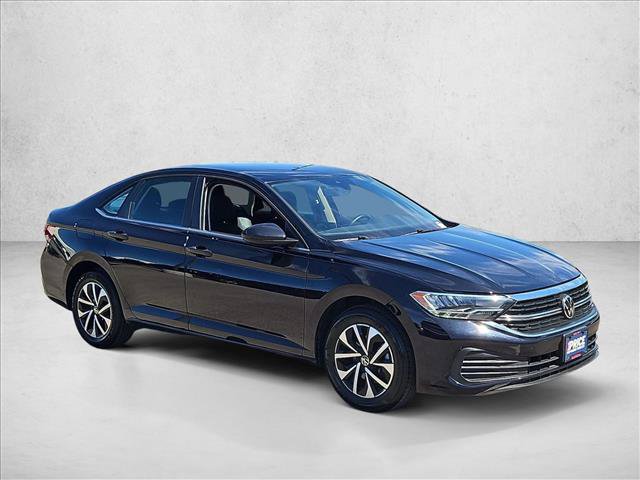 Used 2024 Volkswagen Jetta S FWD image 3