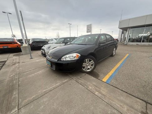 Used 2015 Chevrolet Impala LT image 2