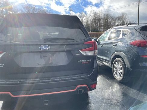 Used 2019 Subaru Forester Sport image 3