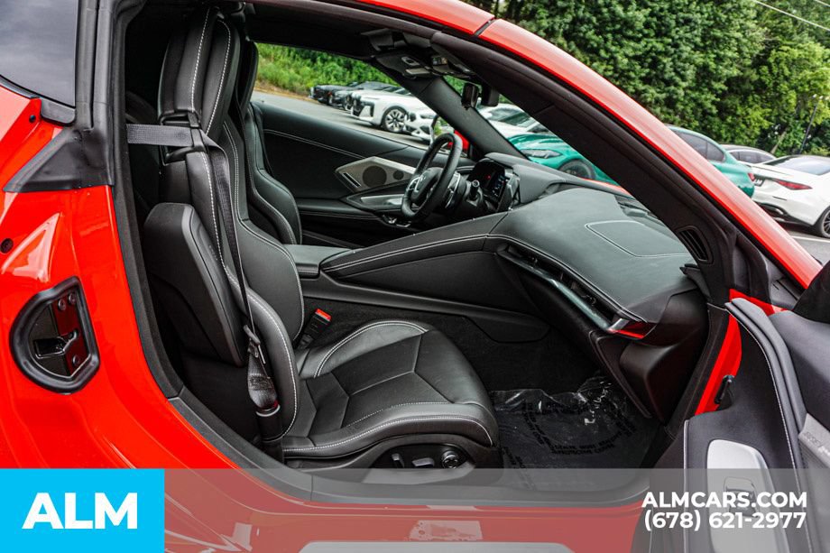 Used 2021 Chevrolet Corvette Stingray Preferred Cpe w/ Z51 Performance Package RWD image 26