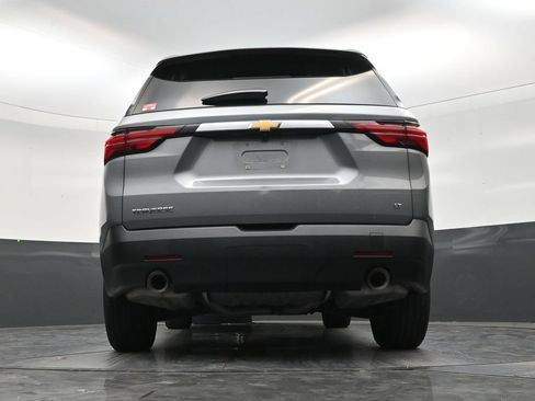 Used 2023 Chevrolet Traverse LT FWD image 23