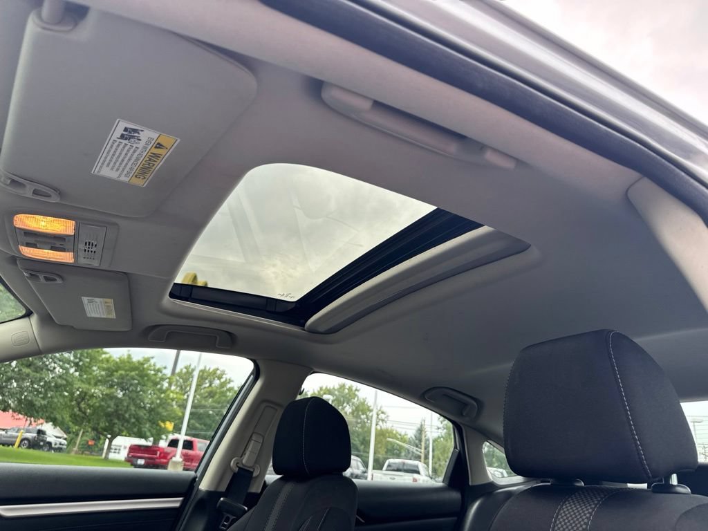 Used 2020 Honda Civic EX image 17