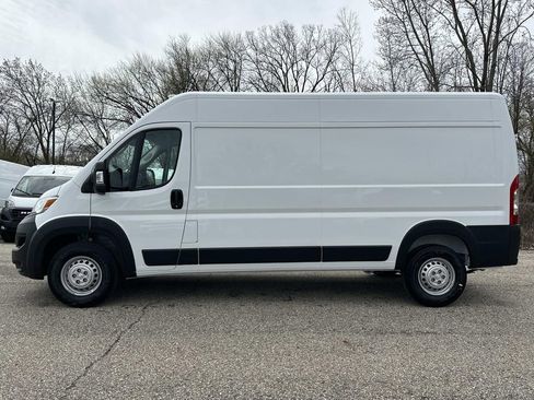 New 2026 RAM ProMaster 2500 w/ Convenience Group FWD image 5