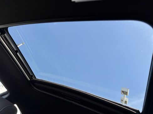 Used 2018 Chevrolet Camaro SS RWD image 21