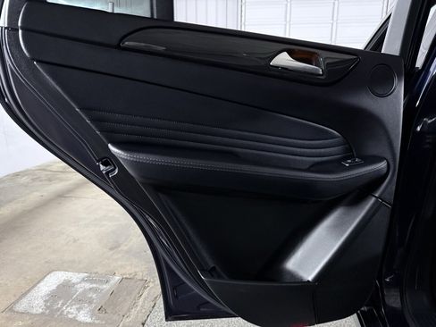 Used 2019 Mercedes-Benz GLE 43 AMG GLE 43 AMG image 24