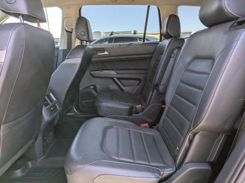 Used 2021 Volkswagen Atlas SEL Premium AWD/4WD image 16
