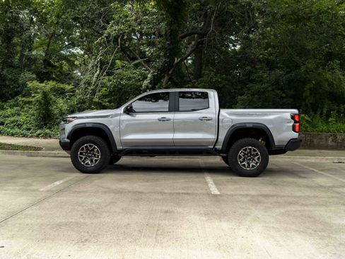 Used 2024 Chevrolet Colorado ZR2 AWD/4WD image 6