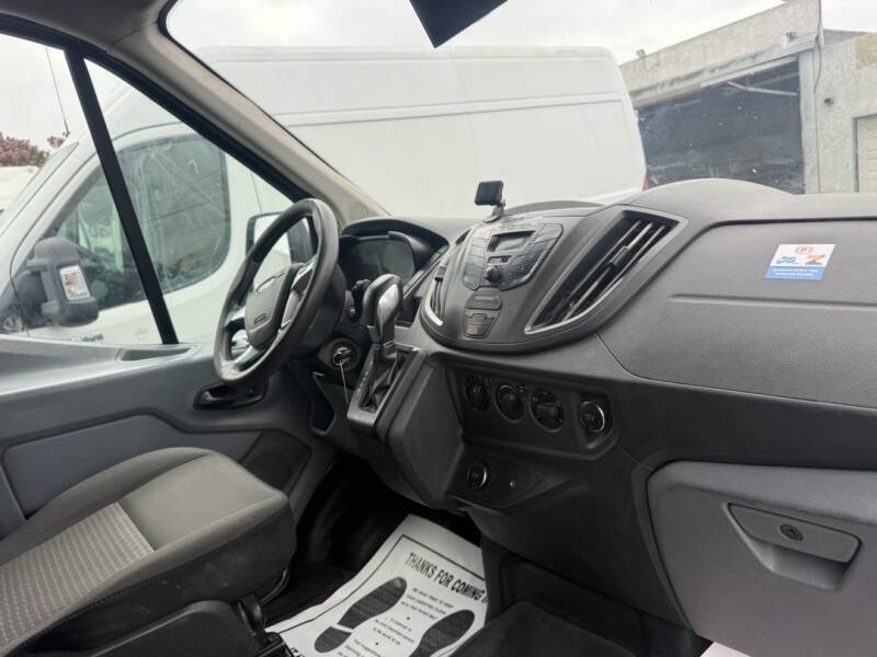 Used 2019 Ford Transit 250 148 High Roof Extended RWD image 10