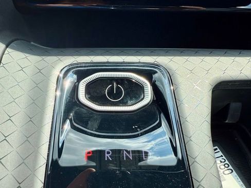 New 2025 Jeep Wagoneer S Limited image 33