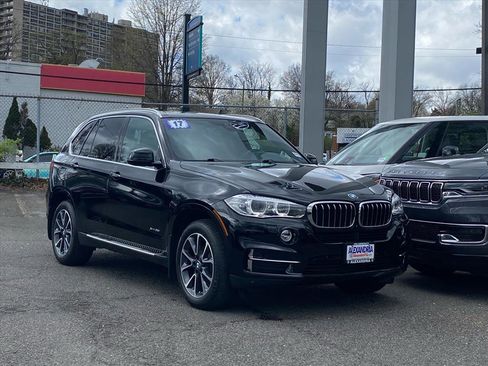 Used 2017 BMW X5 xDrive35i image 1
