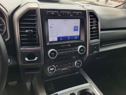 Used 2021 Ford Expedition XLT RWD image 6