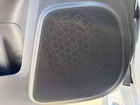 Used 2020 Lexus GX 460 Premium w/ Premium Package image 21