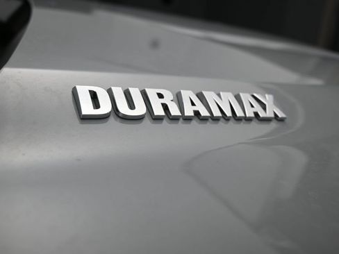 Used 2024 Chevrolet Silverado 1500 LT RWD image 45