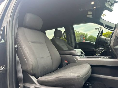 Used 2018 Ford F150 XLT w/ Equipment Group 302A Luxury AWD/4WD image 13