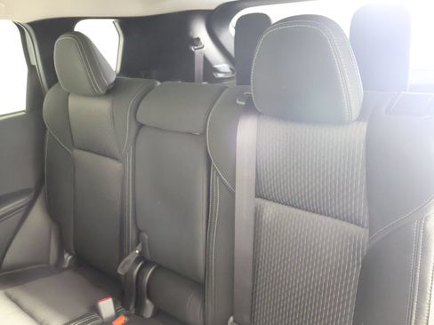 Used 2025 Mitsubishi Outlander ES AWD/4WD image 44