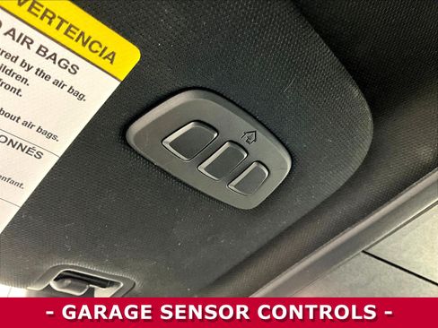 Used 2025 Ford Explorer ST-Line AWD/4WD image 40