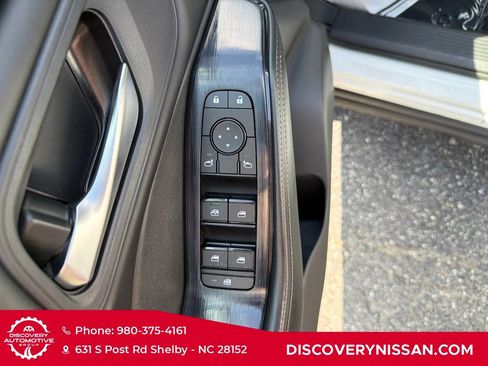 Certified 2024 Nissan Rogue SV FWD image 11