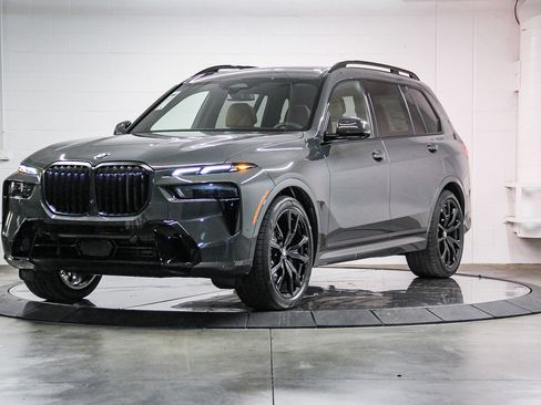 New 2026 BMW X7 xDrive40i w/ M Sport Package image 3