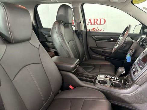 Used 2017 GMC Acadia Limited SLT AWD/4WD image 16