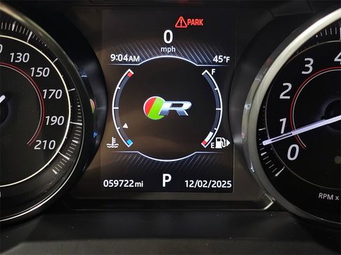 Used 2018 Jaguar F-TYPE R image 22