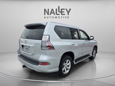 Used 2018 Lexus GX 460 image 5