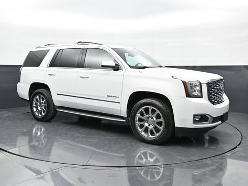 Used 2020 GMC Yukon Denali w/ Open Road Package AWD/4WD image 3
