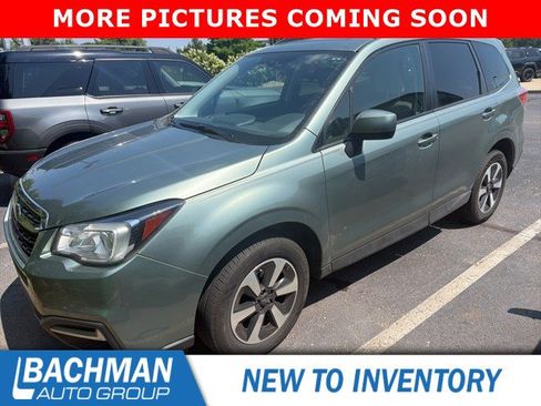 Used 2017 Subaru Forester 2.5i Premium w/ All-Weather Package AWD/4WD image 4