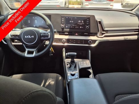 Used 2024 Kia Sportage LX FWD image 16