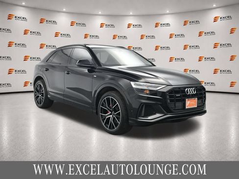 Used 2020 Audi Q8 Premium Plus w/ Premium Plus Package AWD/4WD image 7