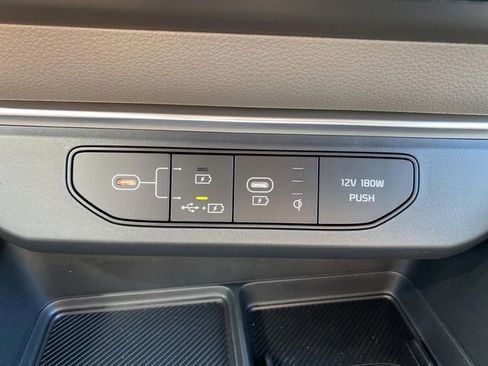 New 2026 Kia Carnival SX image 28